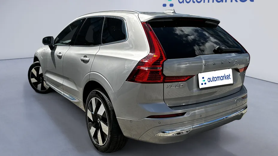 VOLVO XC60 XC60 T6 Plug-In Hybrid AWD Ultra Bright aut