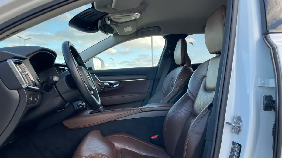 VOLVO V90 V90 CC B5 D AWD Pro aut