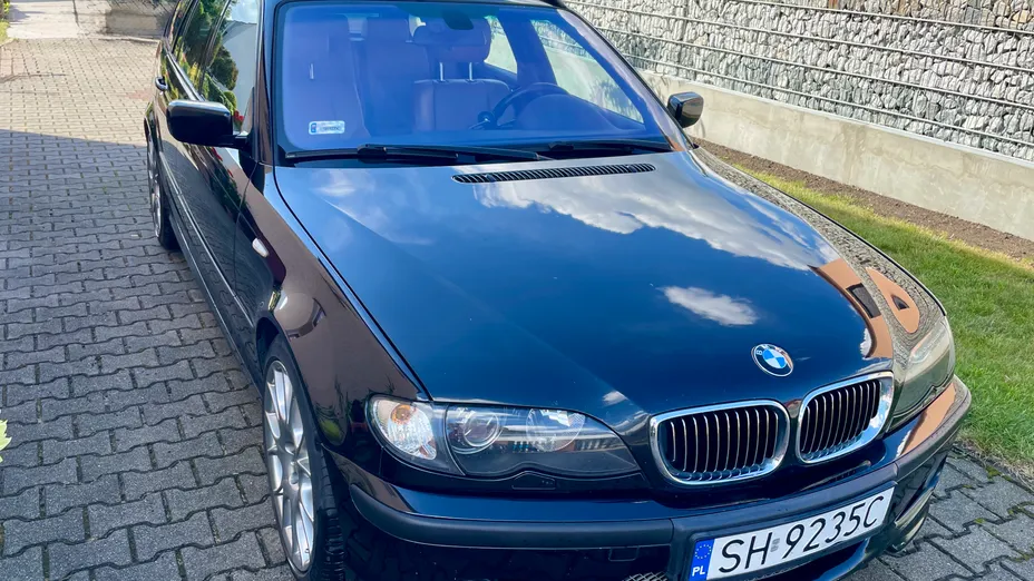 BMW Seria 3 330i