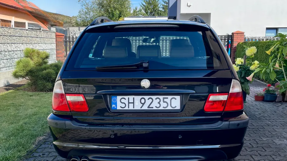 BMW Seria 3 330i