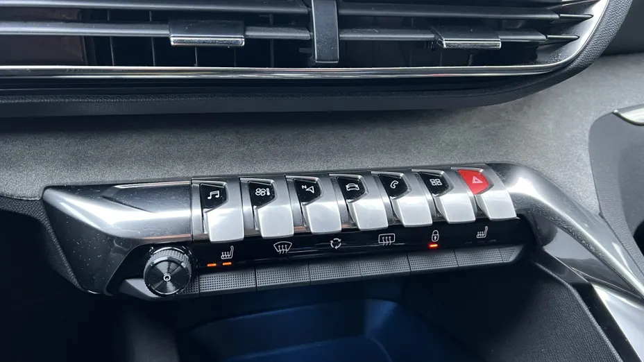 PEUGEOT 3008 3008 1.2 PureTech GT S&S