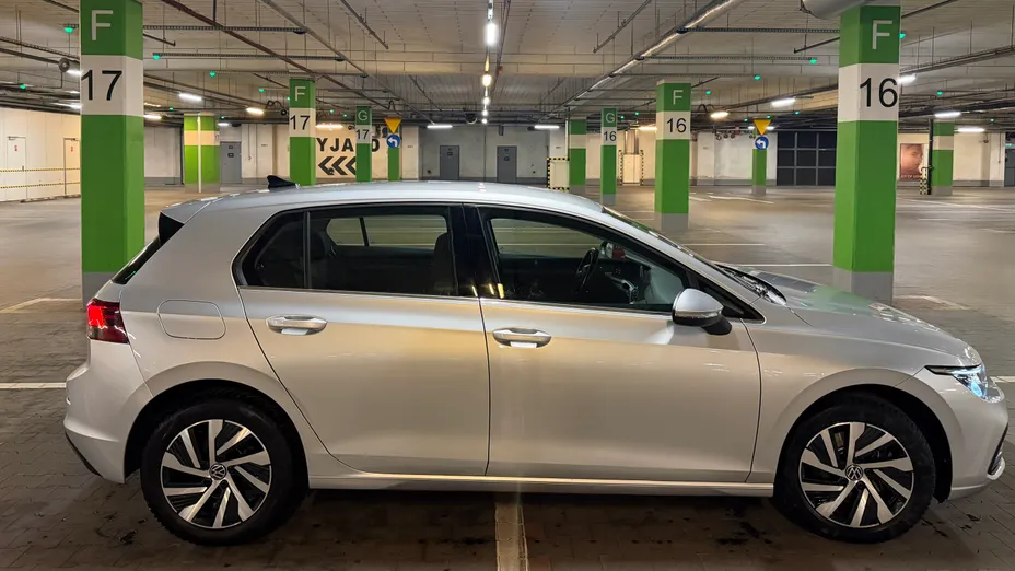 VOLKSWAGEN Golf Golf VIII 1.5 eTSI EVO Style DSG