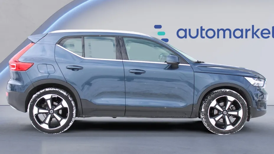 VOLVO XC40 XC40 B4 B Inscription aut