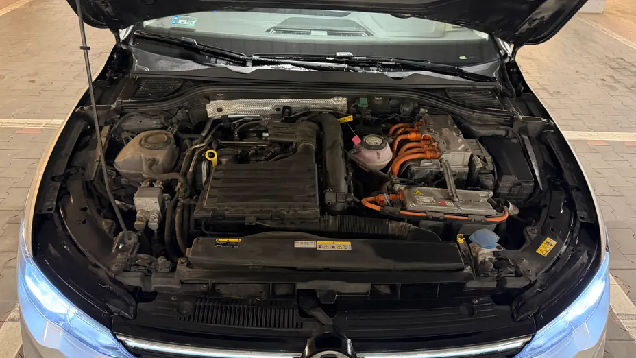 VOLKSWAGEN Golf Golf VIII 1.5 eTSI EVO Style DSG