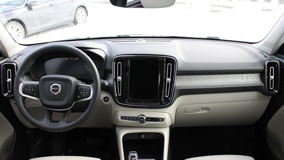 VOLVO XC40 XC40 B4 B Inscription aut