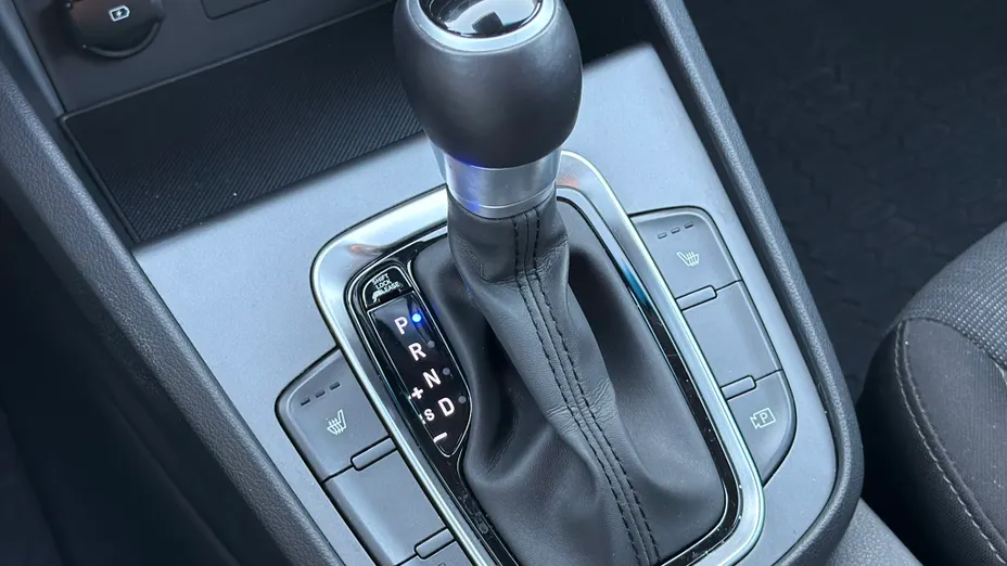 HYUNDAI Kona Kona 1.6 GDI Hybrid Premium DCT