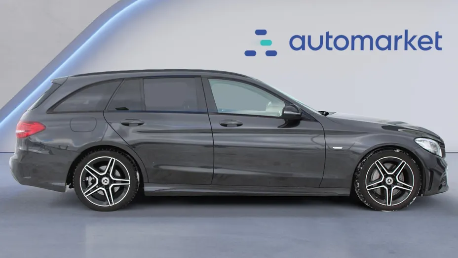 MERCEDES-BENZ C Klasa C 300 9G-TRONIC