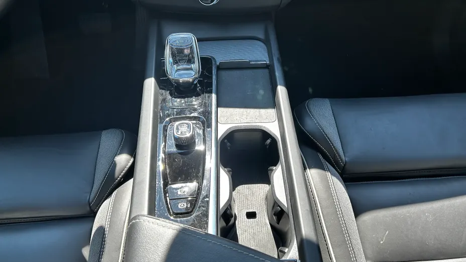 VOLVO XC60 XC60 B5 B AWD Plus Black Edition aut