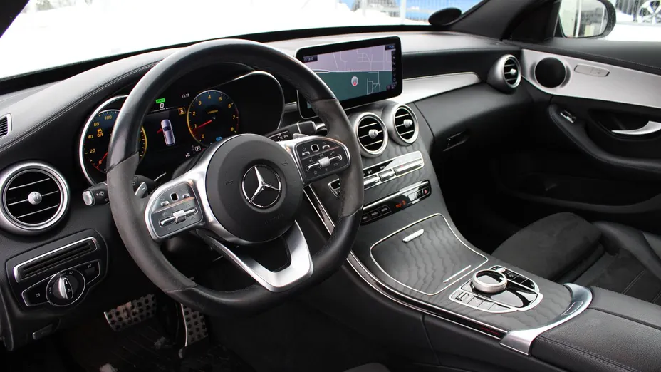 MERCEDES-BENZ C Klasa C 300 9G-TRONIC