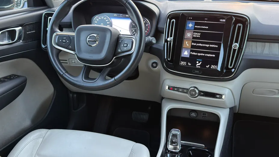 VOLVO XC40 XC40 T4 Inscription aut
