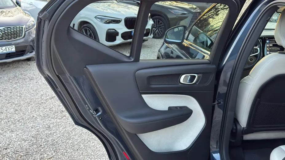 VOLVO XC40 XC40 T4 Inscription aut