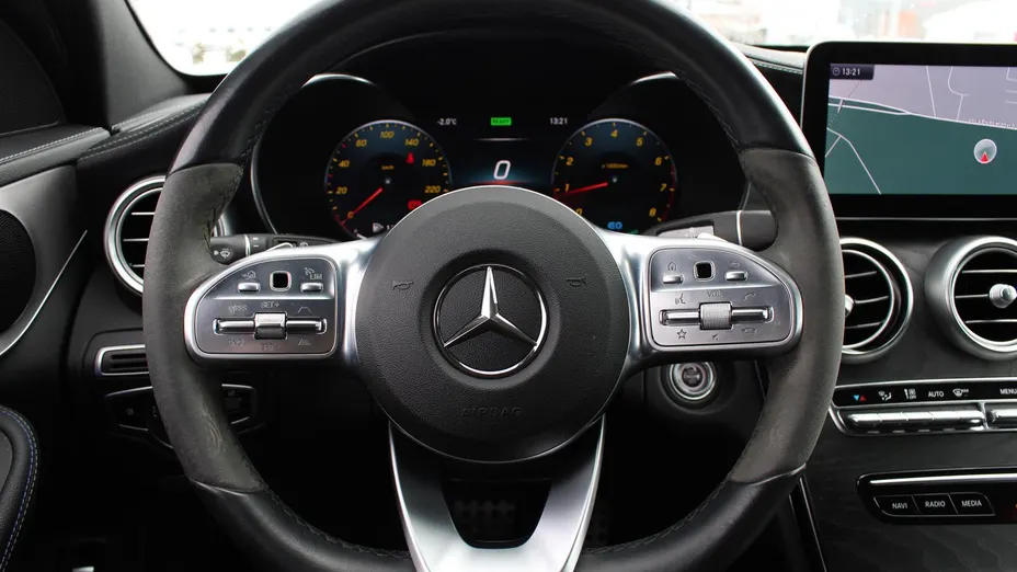 MERCEDES-BENZ C Klasa C 300 9G-TRONIC