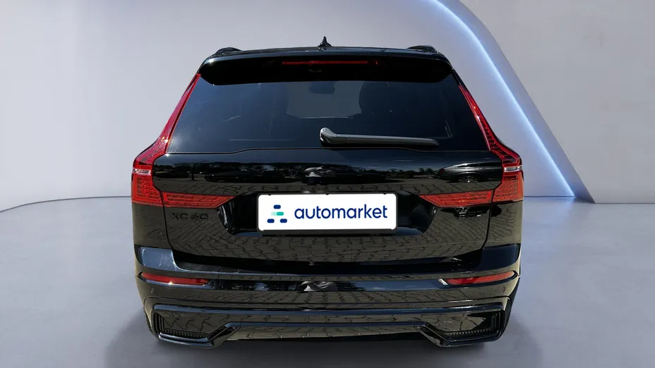 VOLVO XC60 XC60 B5 B AWD Plus Black Edition aut