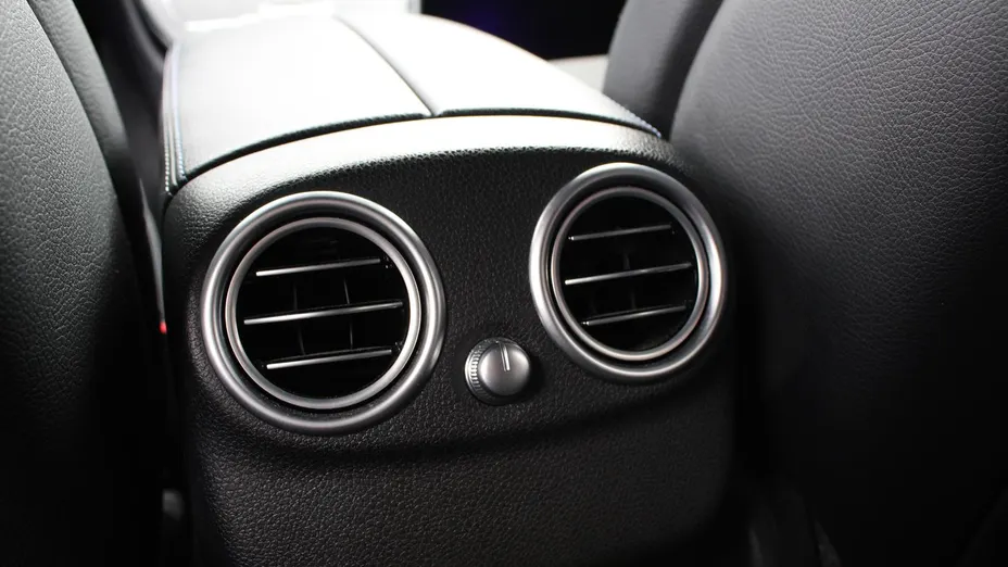 MERCEDES-BENZ C Klasa C 300 9G-TRONIC