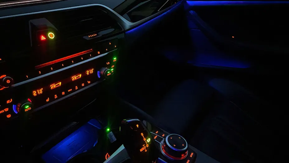 BMW Seria 5 518d Advantage sport-aut