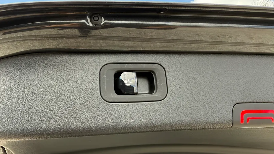 MERCEDES-BENZ C Klasa C 220 d mHEV Avantgarde