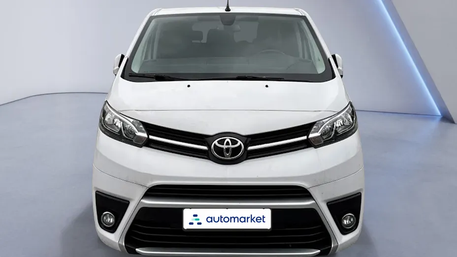 TOYOTA Proace Verso Proace Verso 2.0 D4-D Compact Business