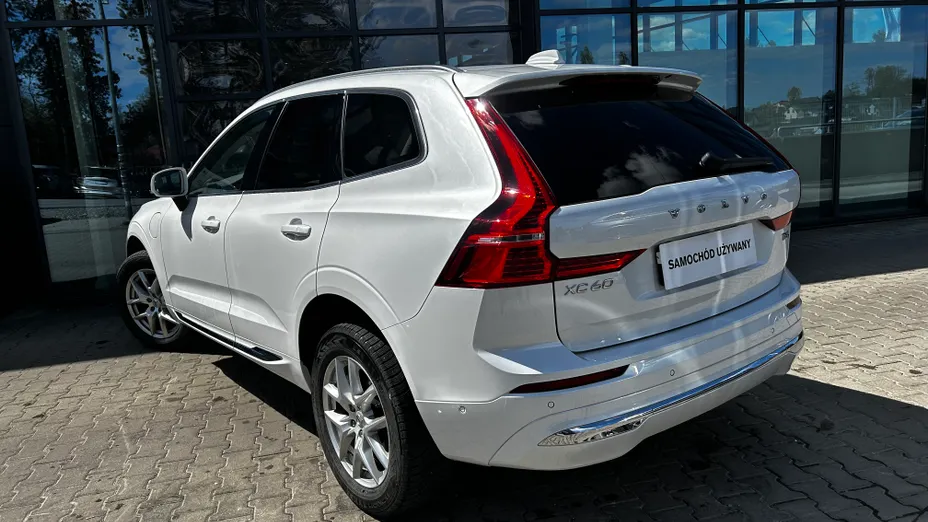 VOLVO XC60 XC60 T6 Plug-In Hybrid AWD Ultra Bright aut