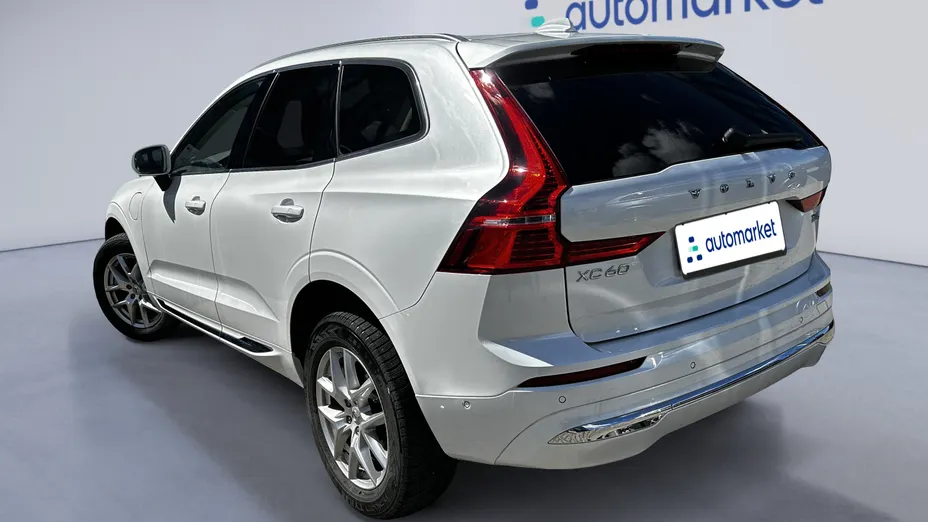 VOLVO XC60 XC60 T6 Plug-In Hybrid AWD Ultra Bright aut