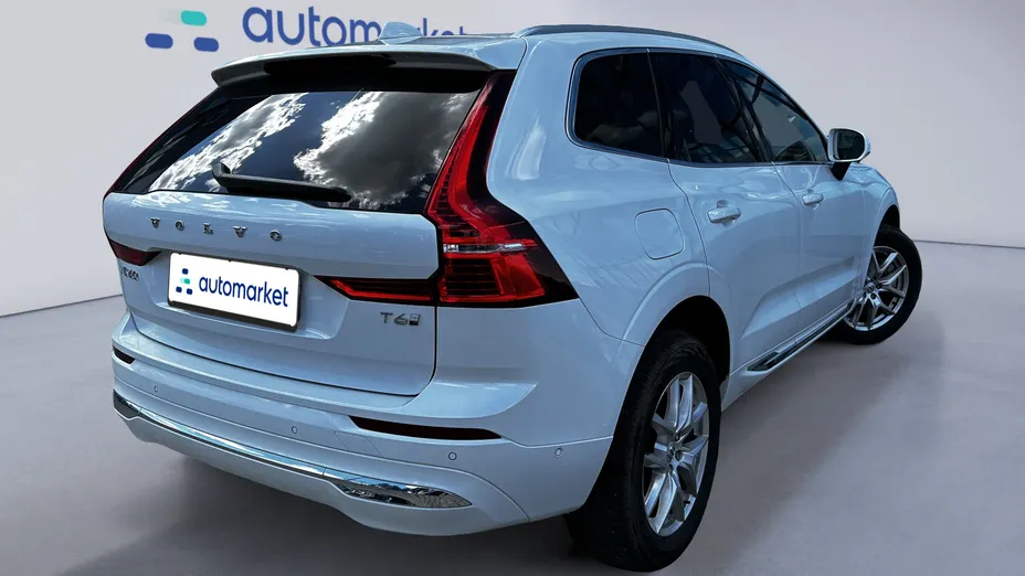 VOLVO XC60 XC60 T6 Plug-In Hybrid AWD Ultra Bright aut