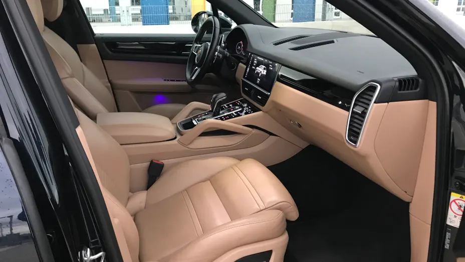 PORSCHE Cayenne Cayenne