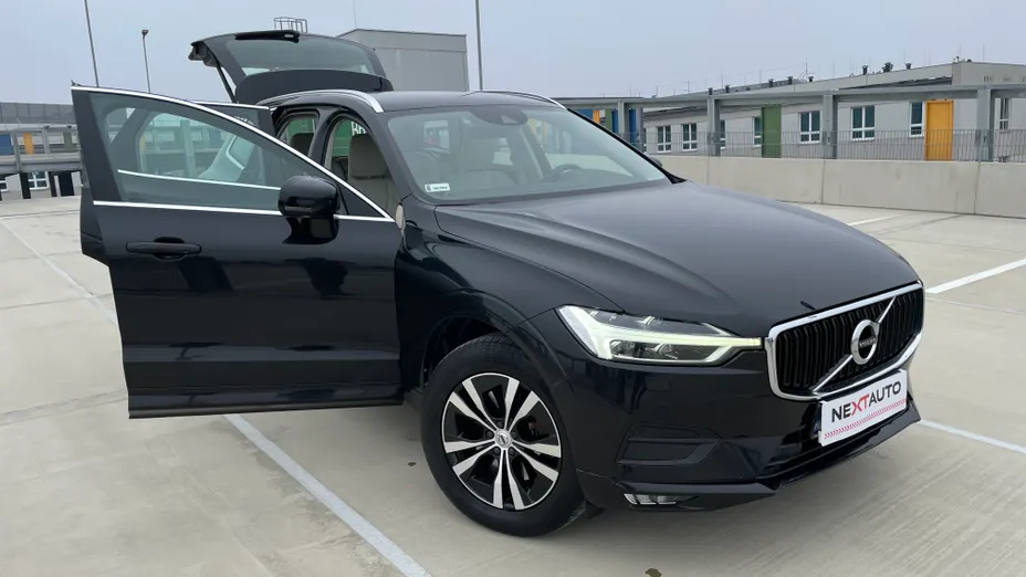 VOLVO XC60 XC60 B5 D AWD Momentum Pro aut