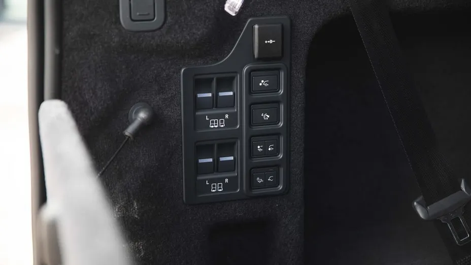 LAND ROVER Discovery Discovery V 3.0 D350 mHEV Dynamic HSE