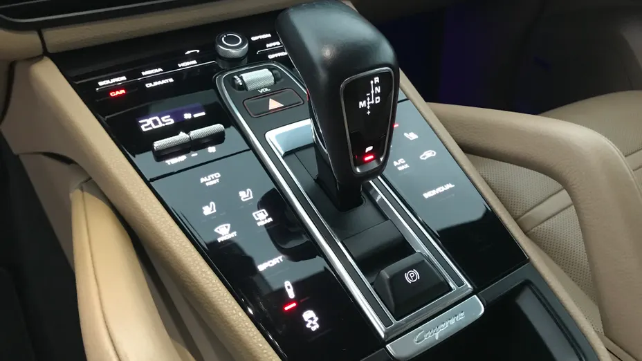 PORSCHE Cayenne Cayenne