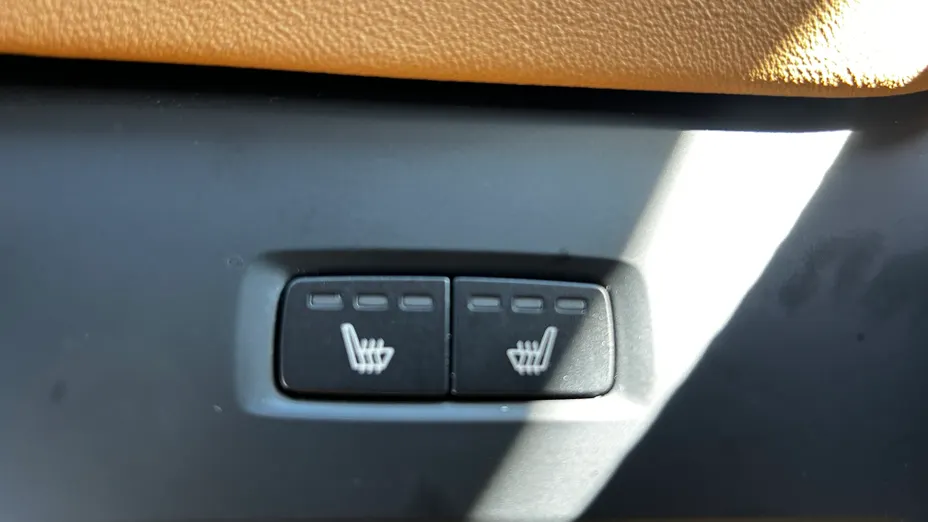 VOLVO XC60 XC60 T8 Plug-In Hybrid AWD Ultra Bright aut