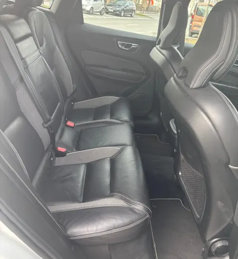 VOLVO XC60 XC60 2.0T R-Design