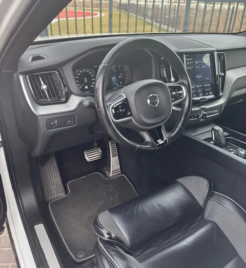 VOLVO XC60 XC60 2.0T R-Design