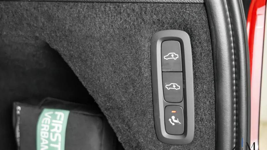 VOLVO XC90 XC90 B5 D AWD Ultimate Dark 7os aut