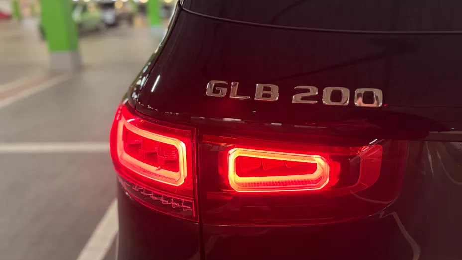 MERCEDES-BENZ GLB GLB 200 7G-DCT