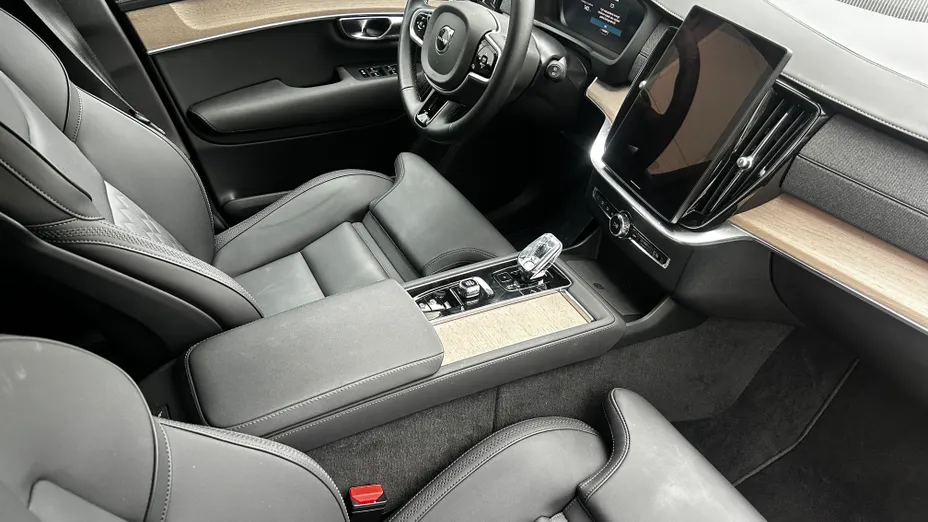 VOLVO XC90 XC90 B5 B AWD Plus Bright 7os aut