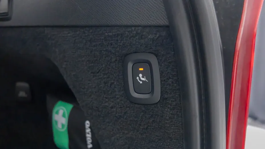 VOLVO XC90 XC90 T8 AWD Plug-In Hybrid Ultimate Bright 7os aut