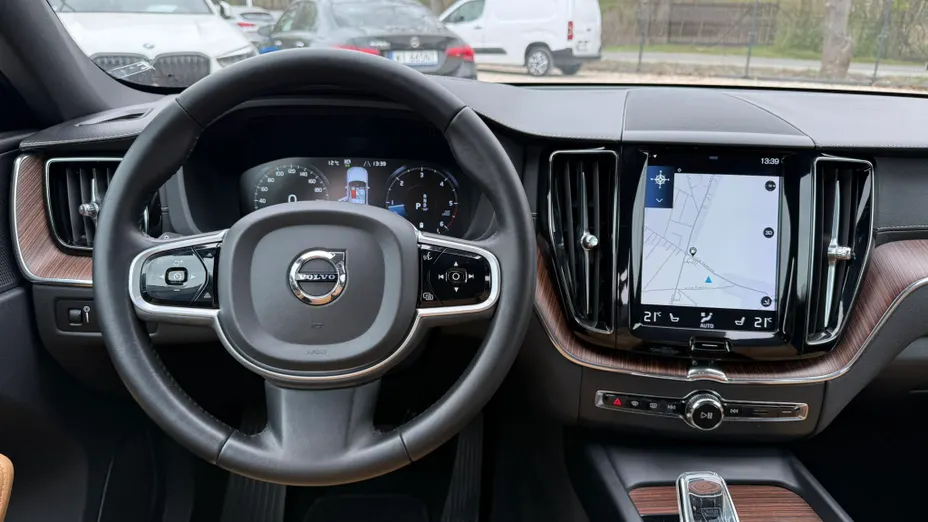 VOLVO XC60 XC60 B4 D AWD Inscription aut