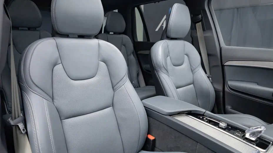 VOLVO XC90 XC90 T8 AWD Plug-In Hybrid Ultimate Bright 7os aut