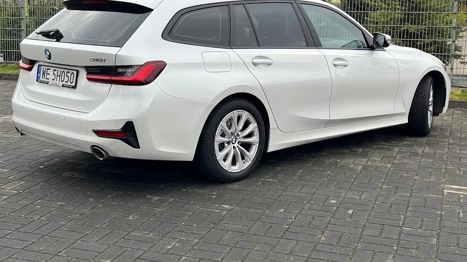 BMW Seria 3 318i Aut.