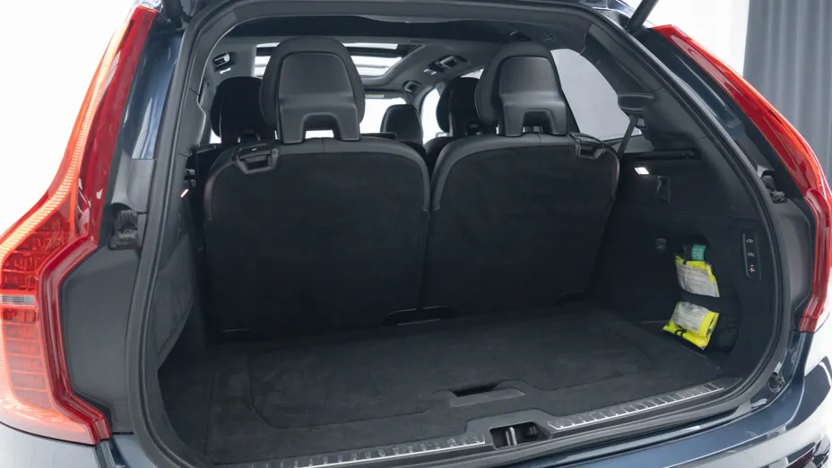 VOLVO XC90 XC90 T8 AWD Plug-In Hybrid R-Design 7os aut