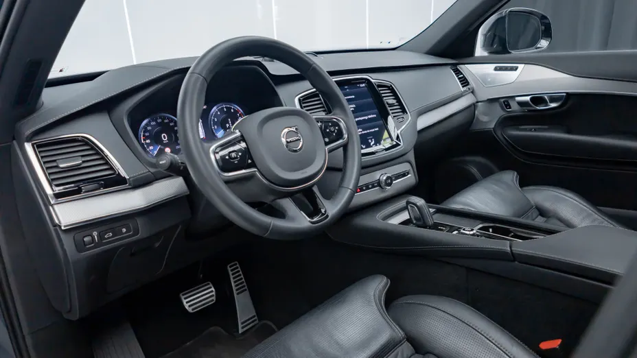 VOLVO XC90 XC90 T8 AWD Plug-In Hybrid R-Design 7os aut