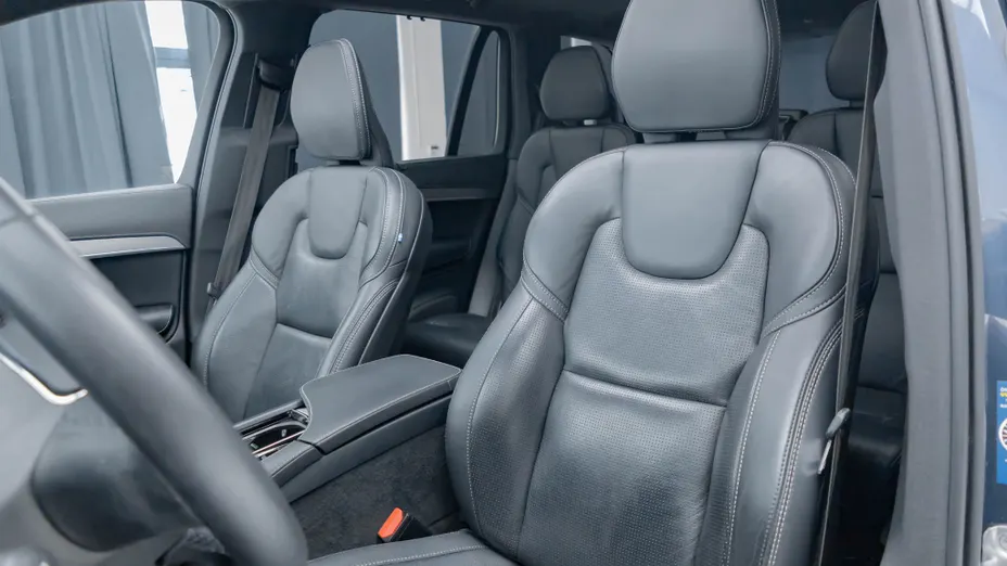 VOLVO XC90 XC90 T8 AWD Plug-In Hybrid R-Design 7os aut
