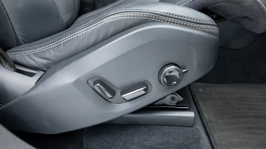 VOLVO XC90 XC90 T8 AWD Plug-In Hybrid R-Design 7os aut
