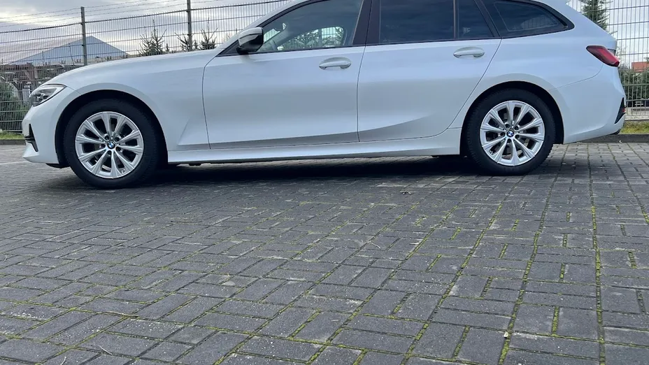 BMW Seria 3 318i Aut.