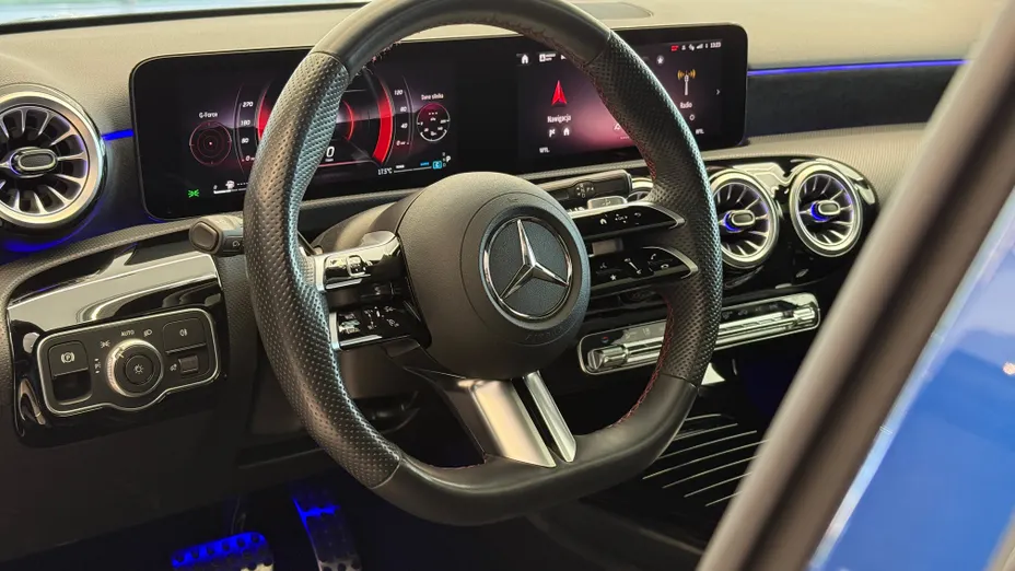 MERCEDES-BENZ A Klasa A 200 AMG Line 7G-DCT