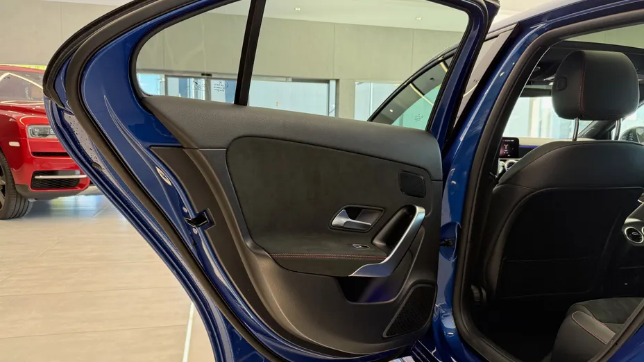 MERCEDES-BENZ A Klasa A 200 AMG Line 7G-DCT