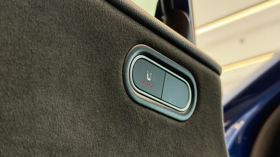 MERCEDES-BENZ A Klasa A 200 AMG Line 7G-DCT