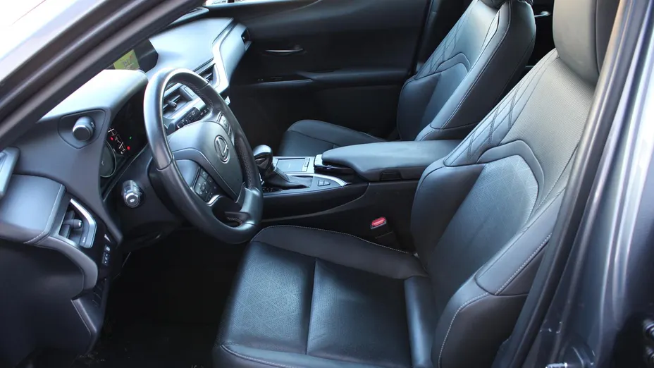 LEXUS UX UX 250h GPF Business Edition 2WD