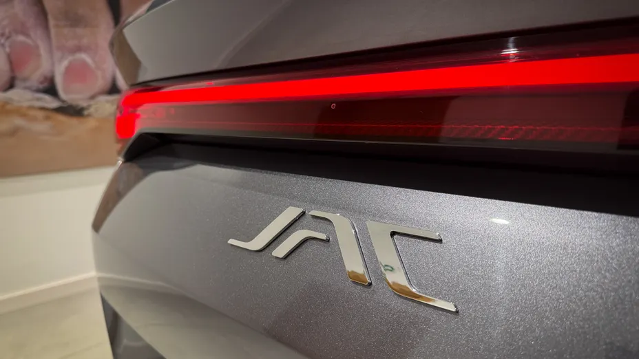 JAC J7 J7 Plus CVT Nowy