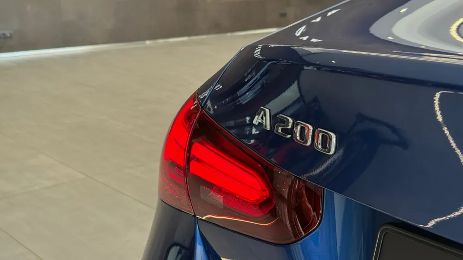 MERCEDES-BENZ A Klasa A 200 AMG Line 7G-DCT