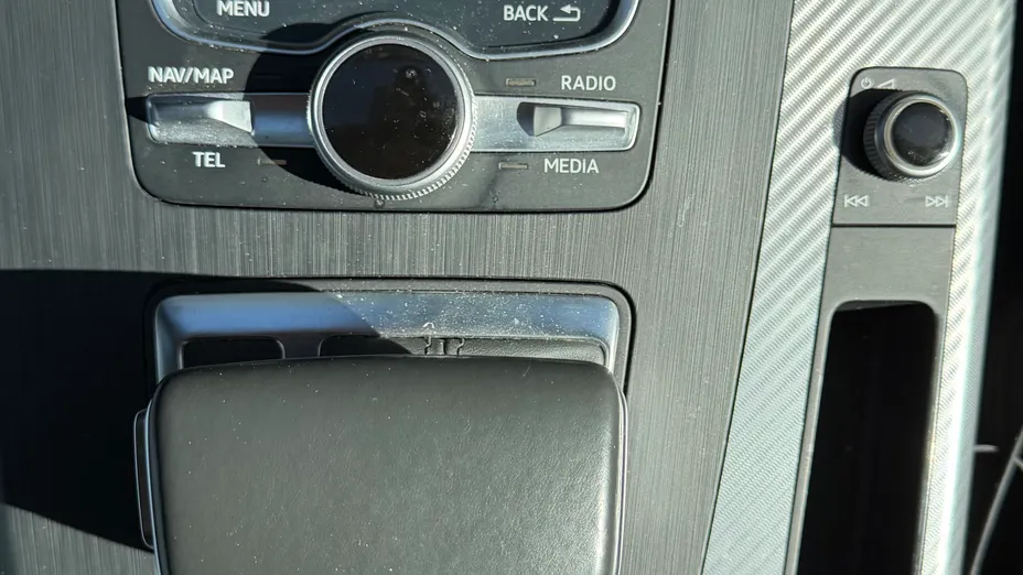 AUDI Q5 -